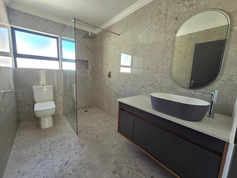3 Bedroom Property for Sale in Britannia Bay Western Cape